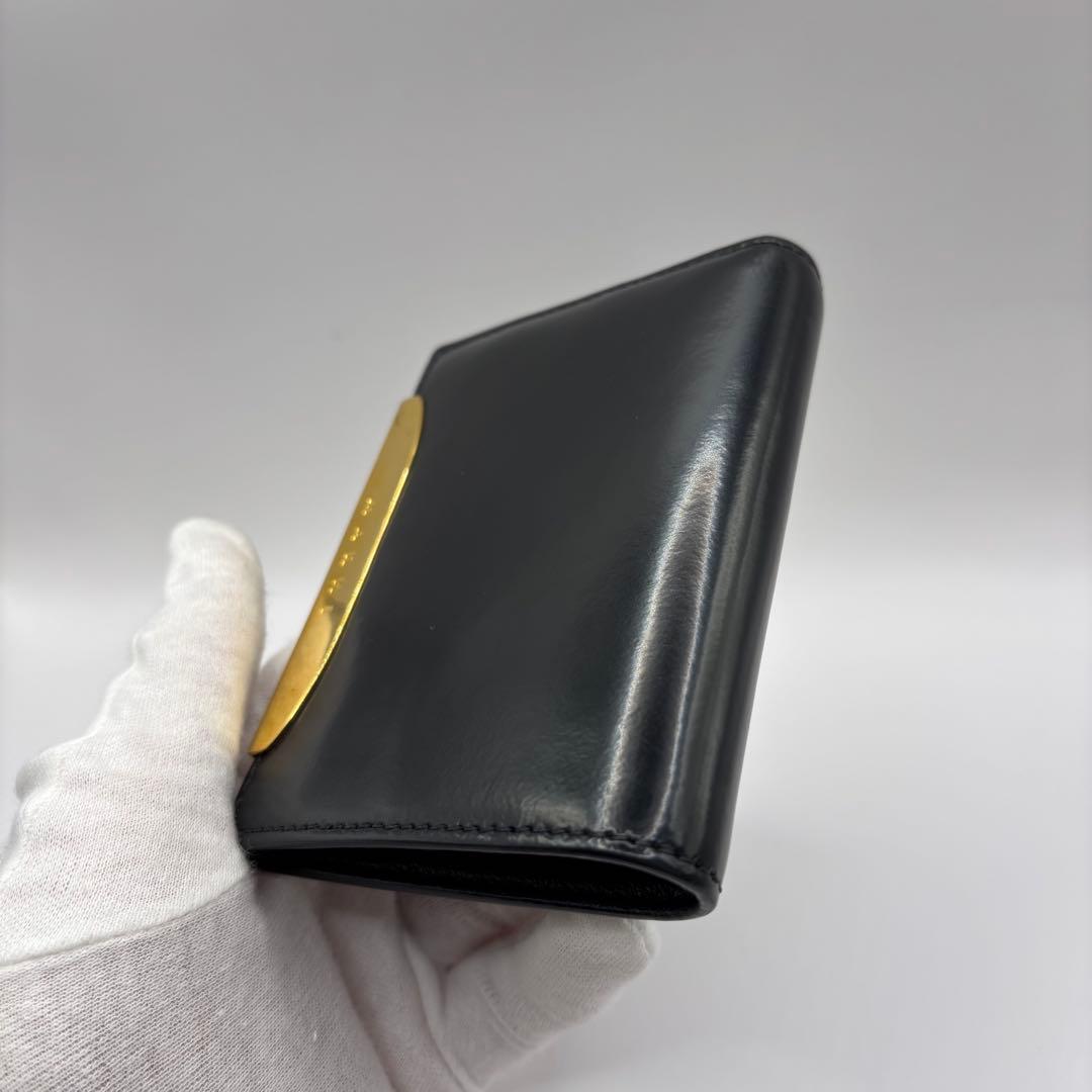 MARNI 二つ折り財布　ブラック　ゴールド　光沢　コンパクト　ウォレット　財布
