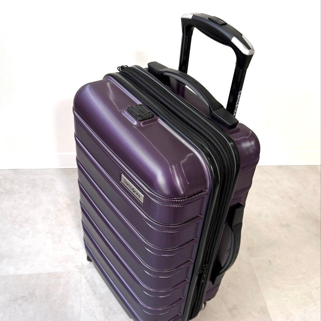 完売品！サムソナイト 機内持ち込み スーツケース キャリー omni2 USB