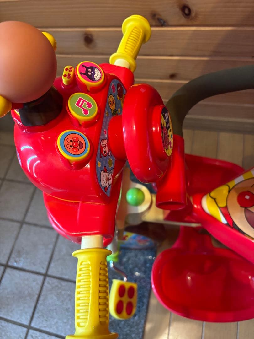 【超美品】アンパンマン デラックス2 三輪車