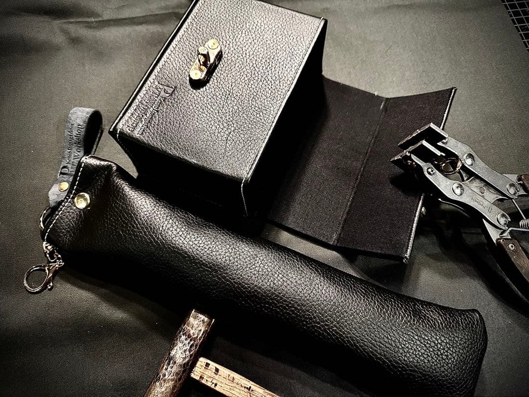 在庫入替SALE!Pvt.Workshop 本革　デッキケース　ハーフプレマ