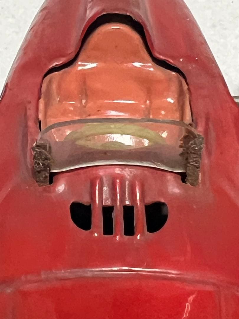 ドイツ製　ヴィンテージ1940年〜1970年　ベンツのブリキ自動車　2個セット