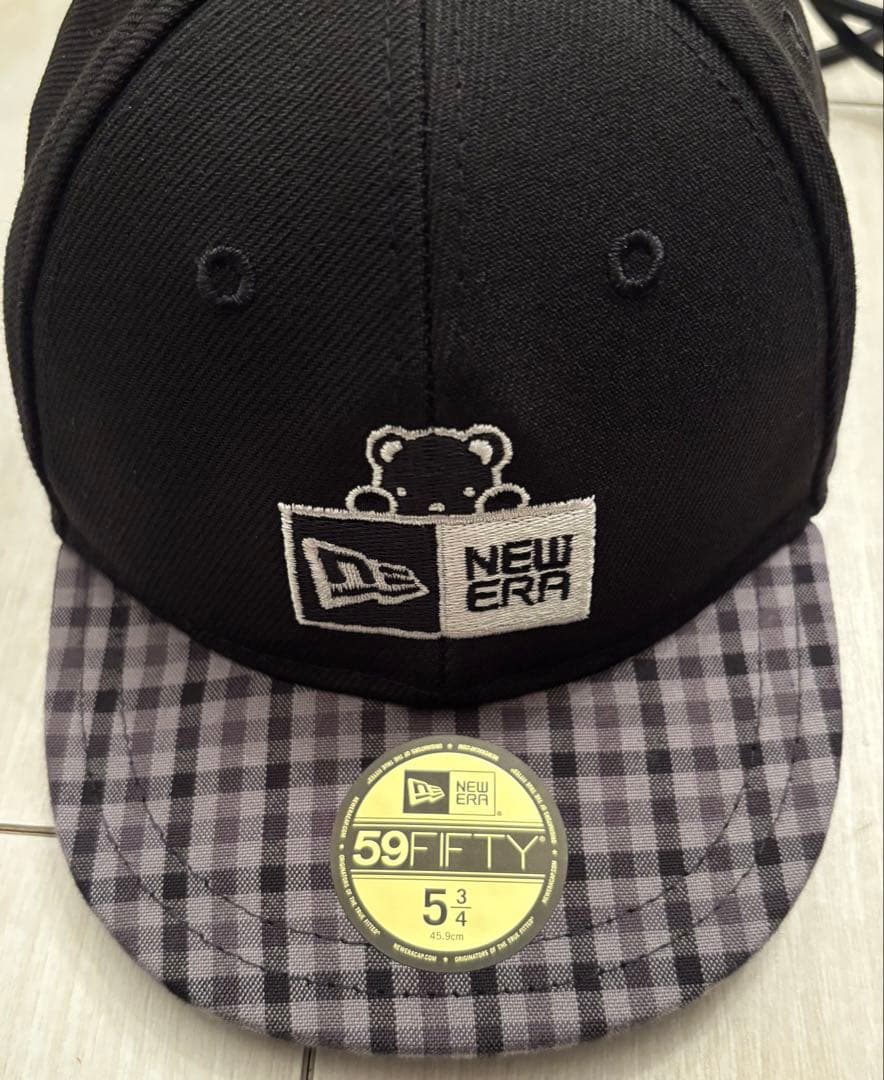 NEW ERA® × familiar コラボ ポシェット