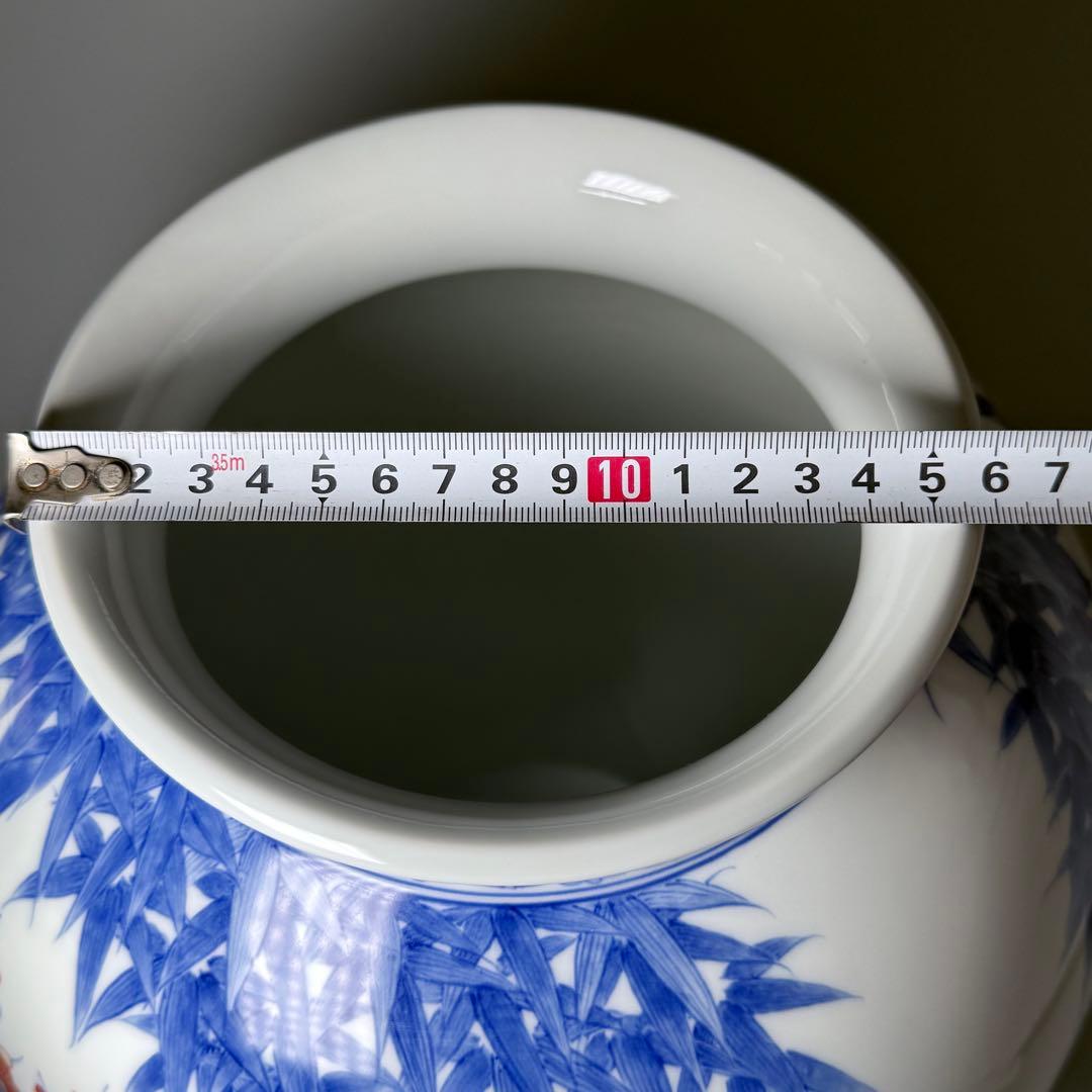 鍋島御庭焼　市川光春　本人作　最高位作　色鍋島竹梅図大花瓶　高33.5cm