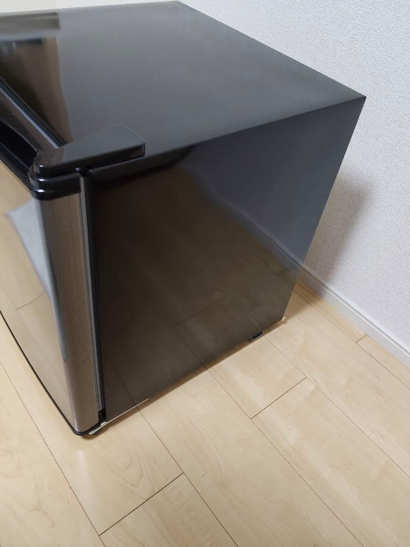 ヘアライン調　小型冷蔵庫　おまけ付き