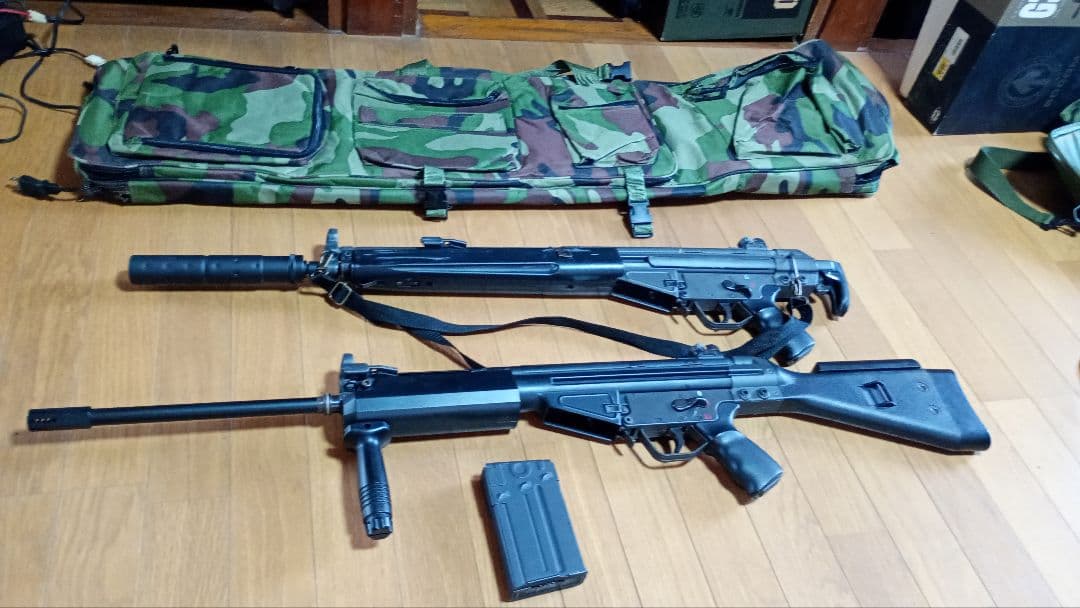 青*！様 G3シリーズ電動ガン2台マガジン付カバン付