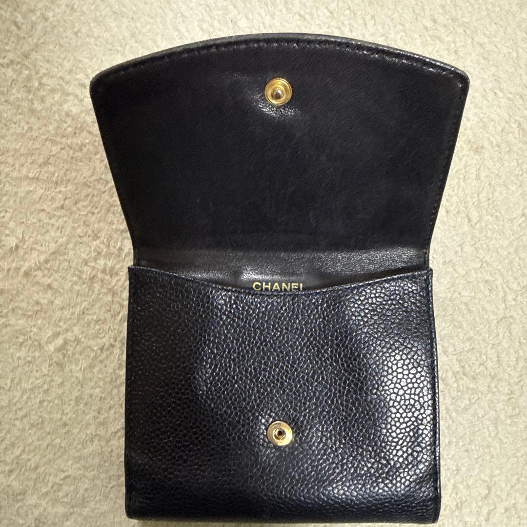 CHANEL 二つ折り財布 ブラックレザー