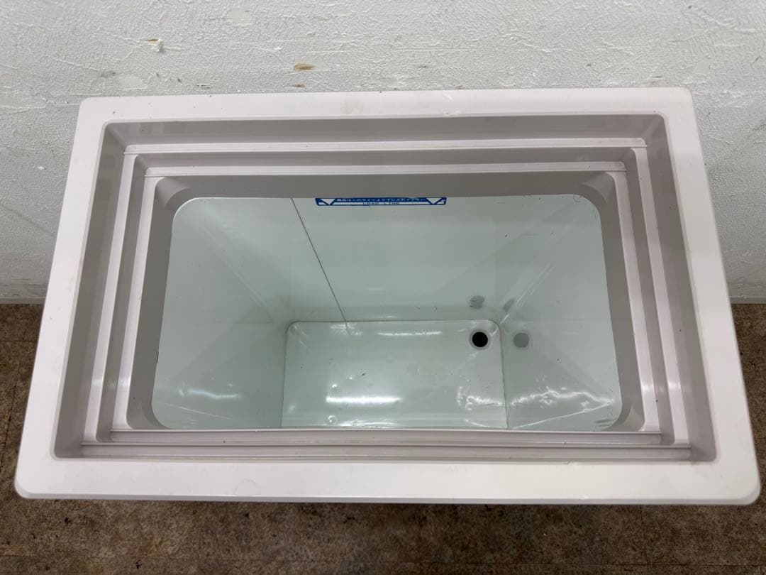 サンデン　業務用　冷凍ストッカー　フリーザー　厨房　飲食店　PF-057XF