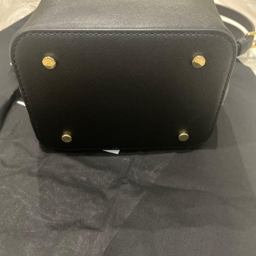 新品未使用　タグ付き　ローレンラルフローレン　本革　ショルダーバッグ