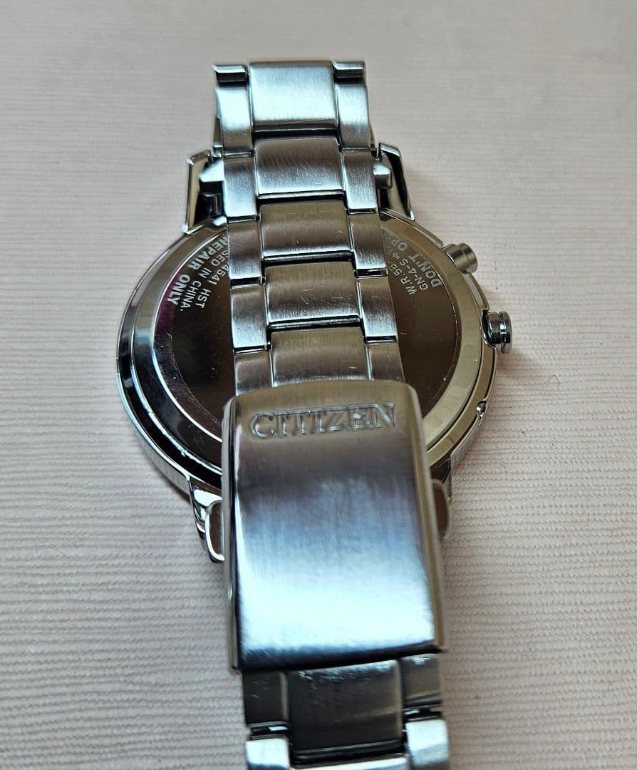 2次電池交換済み‼️CITIZENの電波ソーラー　H415-S054541