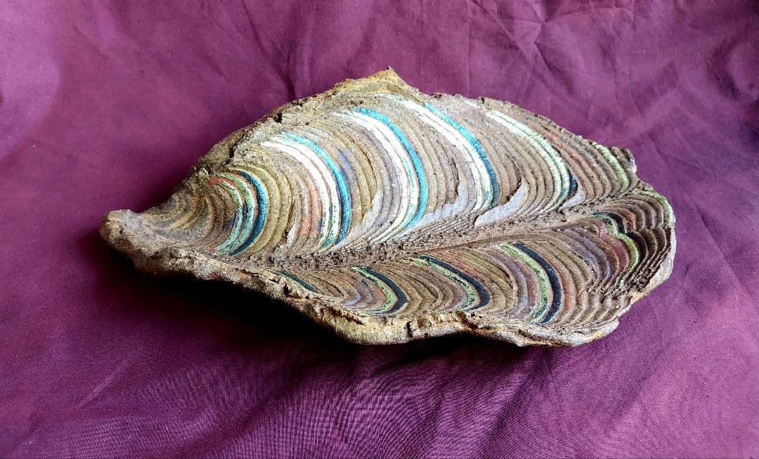 葉化石皿 (杉浦康益 作)