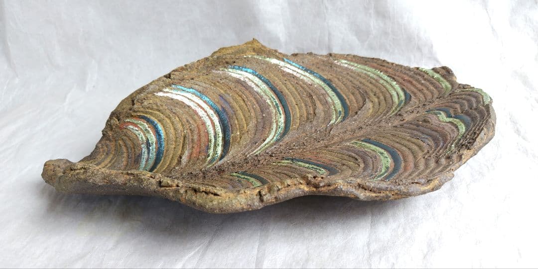 葉化石皿 (杉浦康益 作)