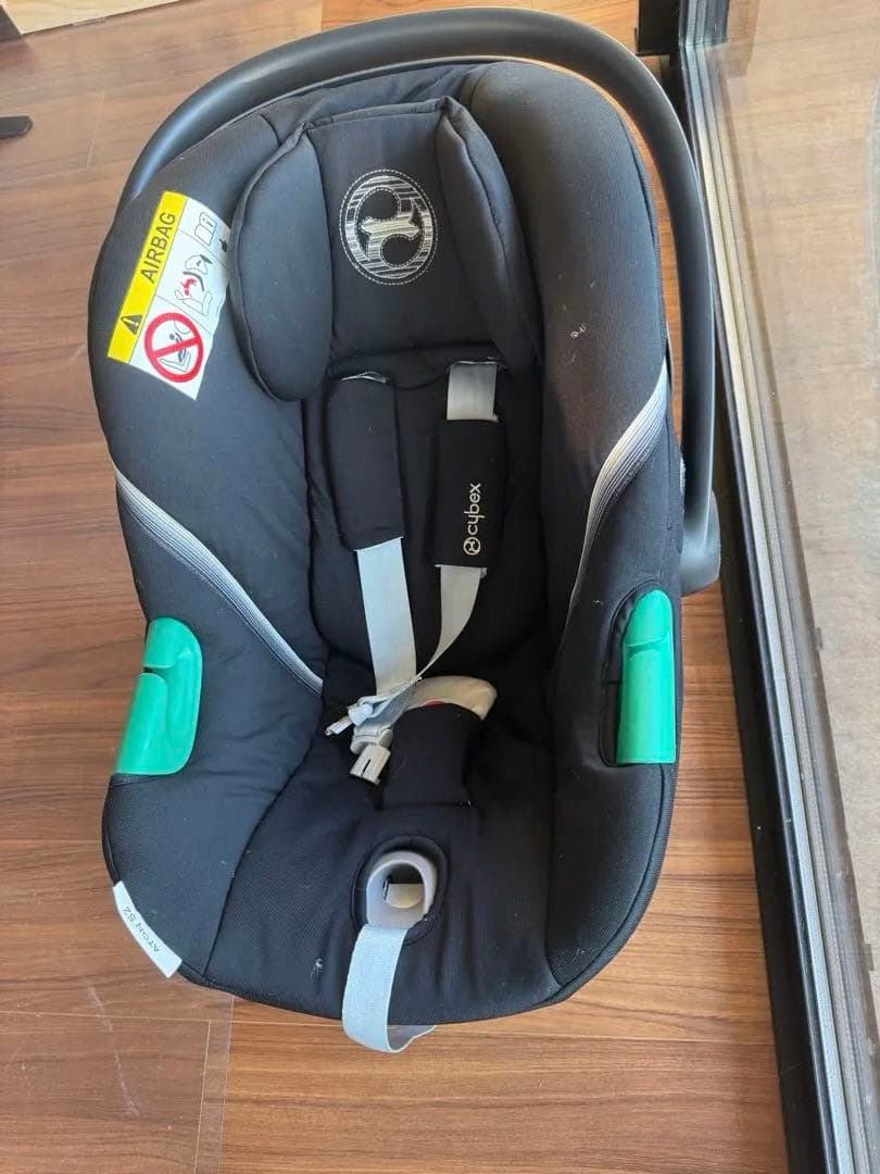 Cybex Aton S2 i-Size 車用チャイルドシート&ベース&アダプタ