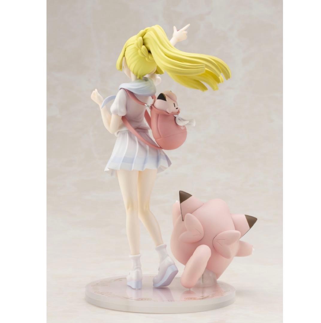 ポケモンセンターオリジナル フィギュア がんばリーリエ & ピッピ