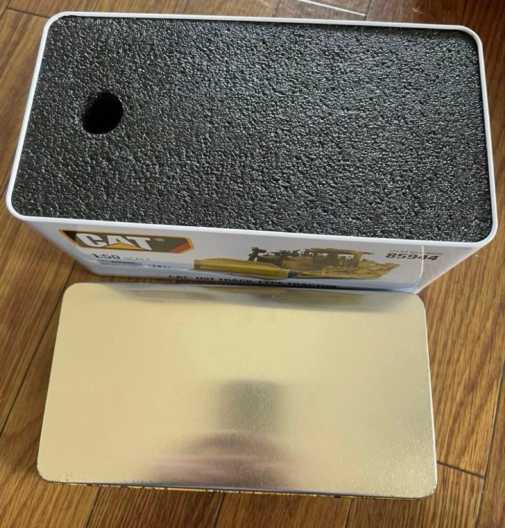 新品　未使用　CAT 1:50 D9T トラクター85944