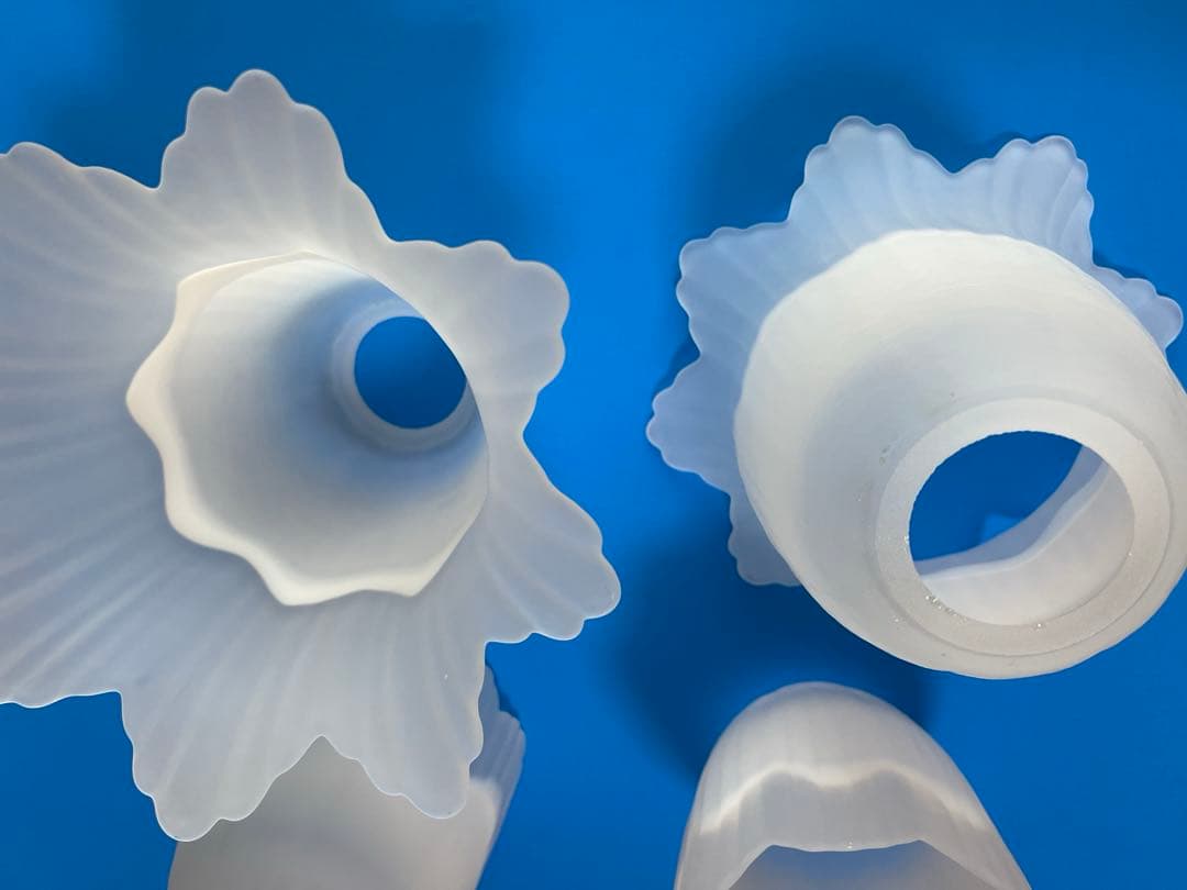 リビング　照明　フラワー型シェード