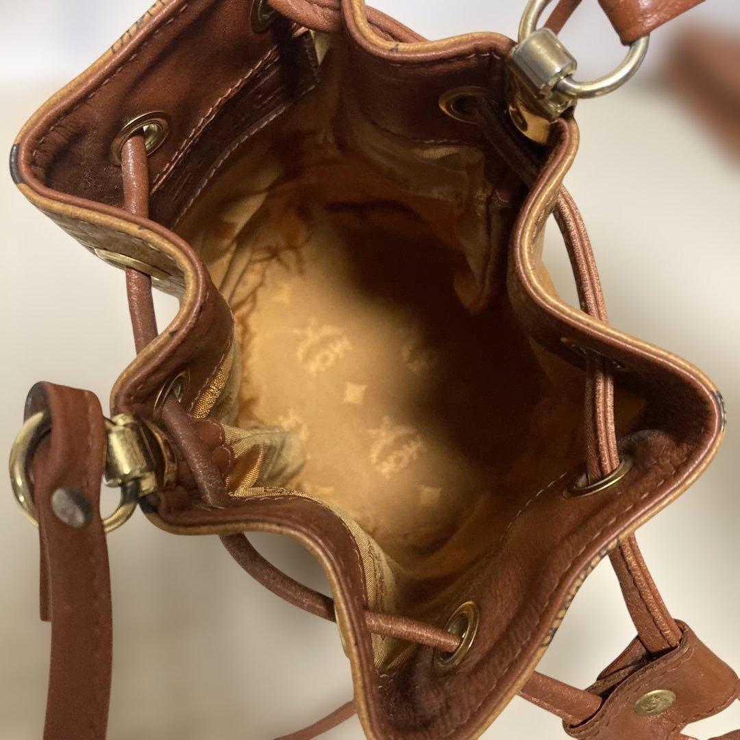 MCM エムシーエム　巾着