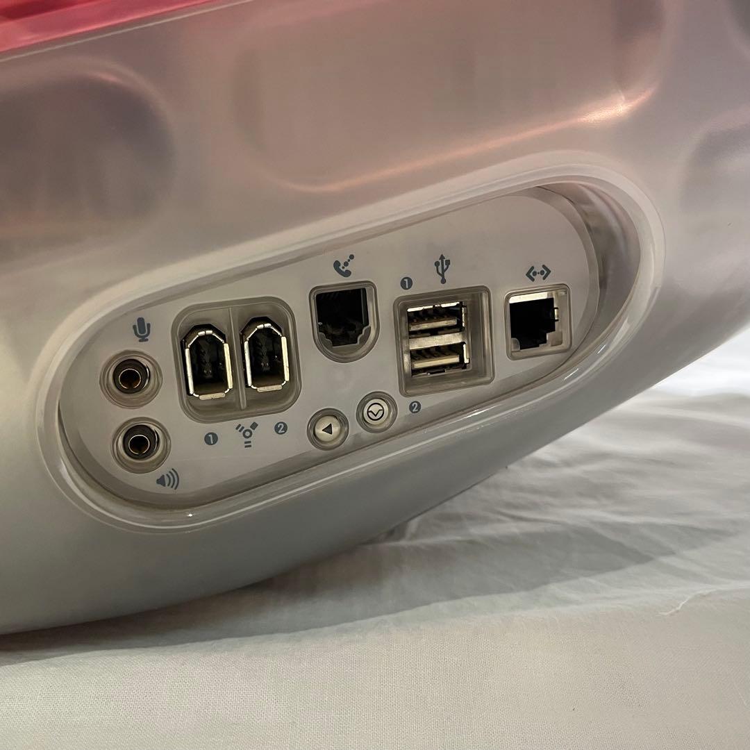 初期iMac DVストロベリー、本体とキーボード・マウス付き