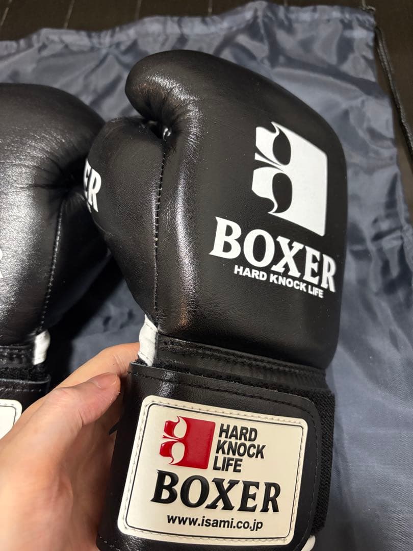 ISAMI BOXER ボクシンググローブ 8oz ベルクロ 黒