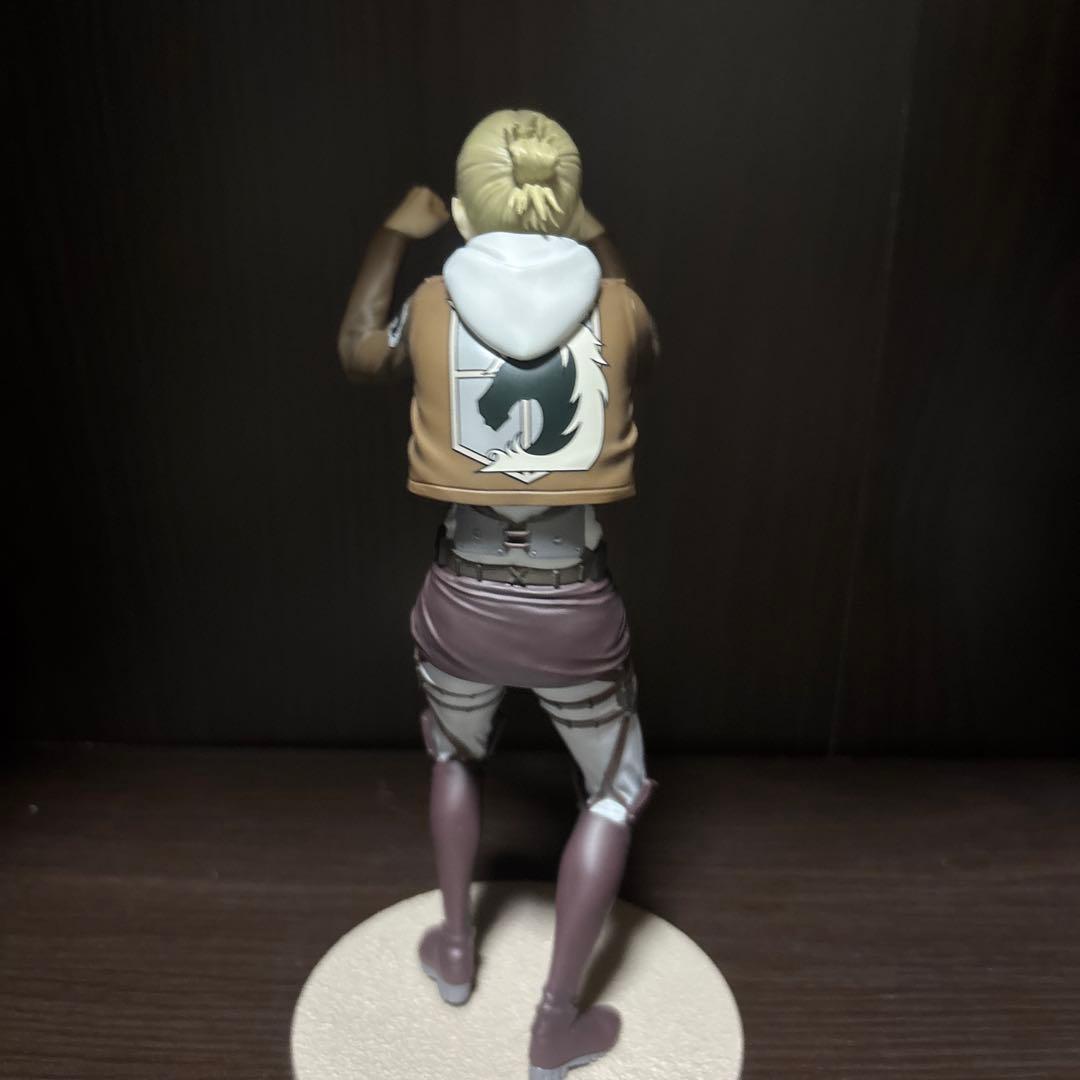 進撃の巨人　一番くじ　アニ　フィギュア