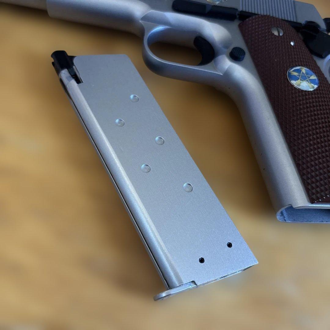 コルト・ガバメントM1911 シャーロット・E・イェーガーモデル