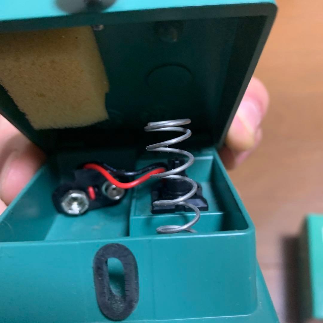 BOSS TR-2 ギターエフェクター　箱、説明書付属