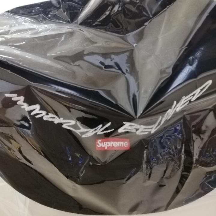 【新品未開封】Supreme Futura New Era Back 7-5/8