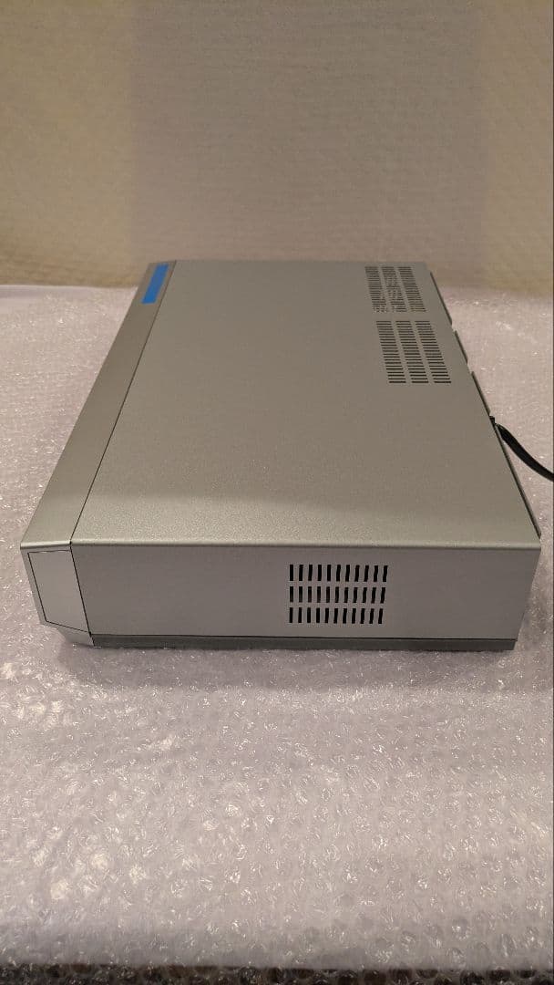 ソニーDVDプレーヤー/VHSビデオカセット一体型レコーダー　SLV-D393P