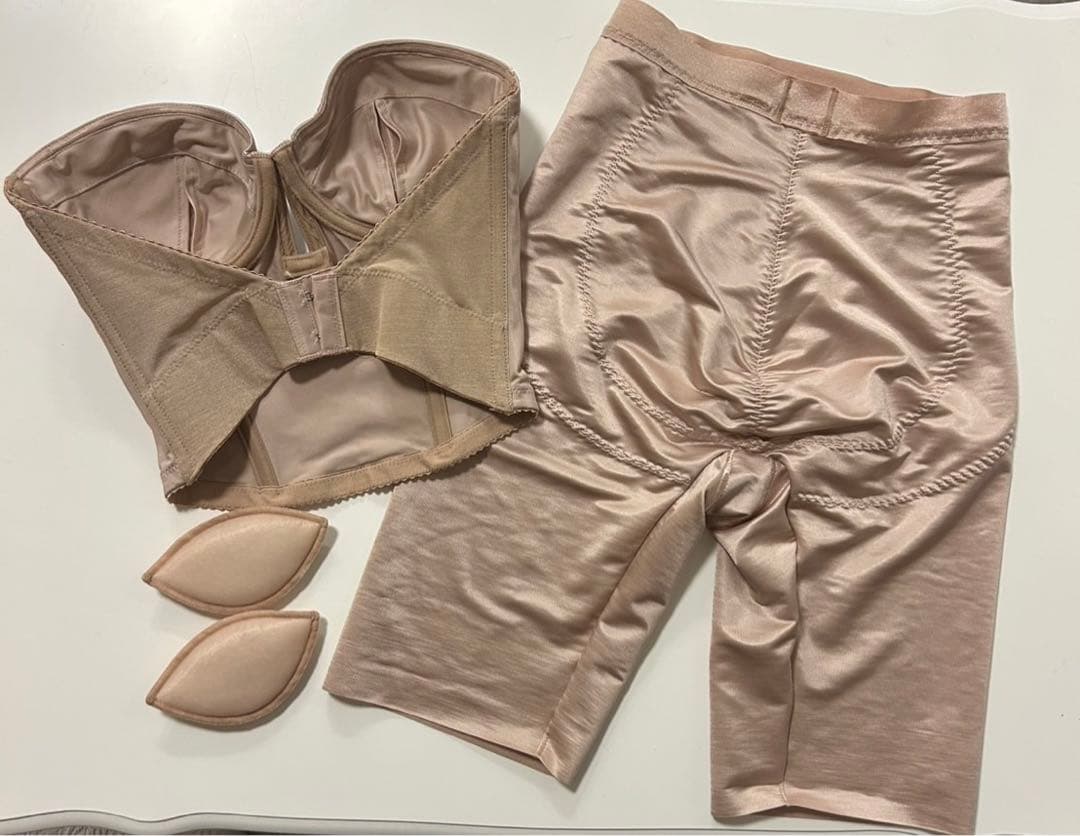 TREAT DRESSING （D70/M ブライダルインナー）