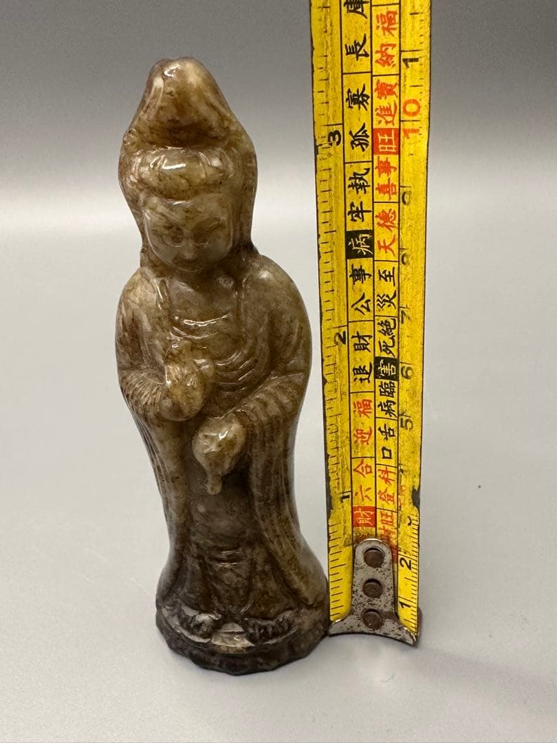 中国美術　ループタイ　和田玉　古砡　白砡　根付　天然素材　置物骨董 石彫観音像
