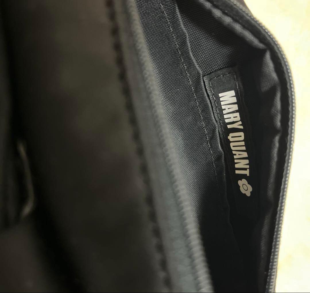 MARY QUANTペンポーチ