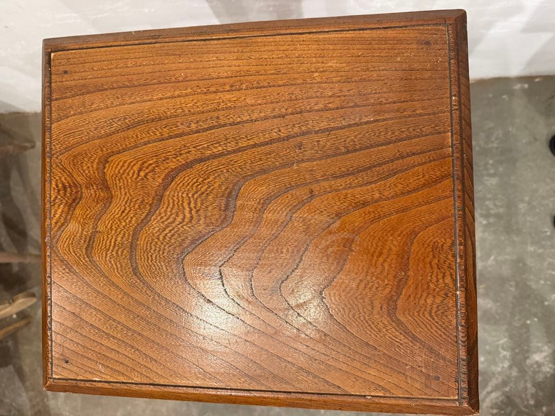 ヴィンテージ　木製サイドテーブル　ベッドサイドテーブル　フランス