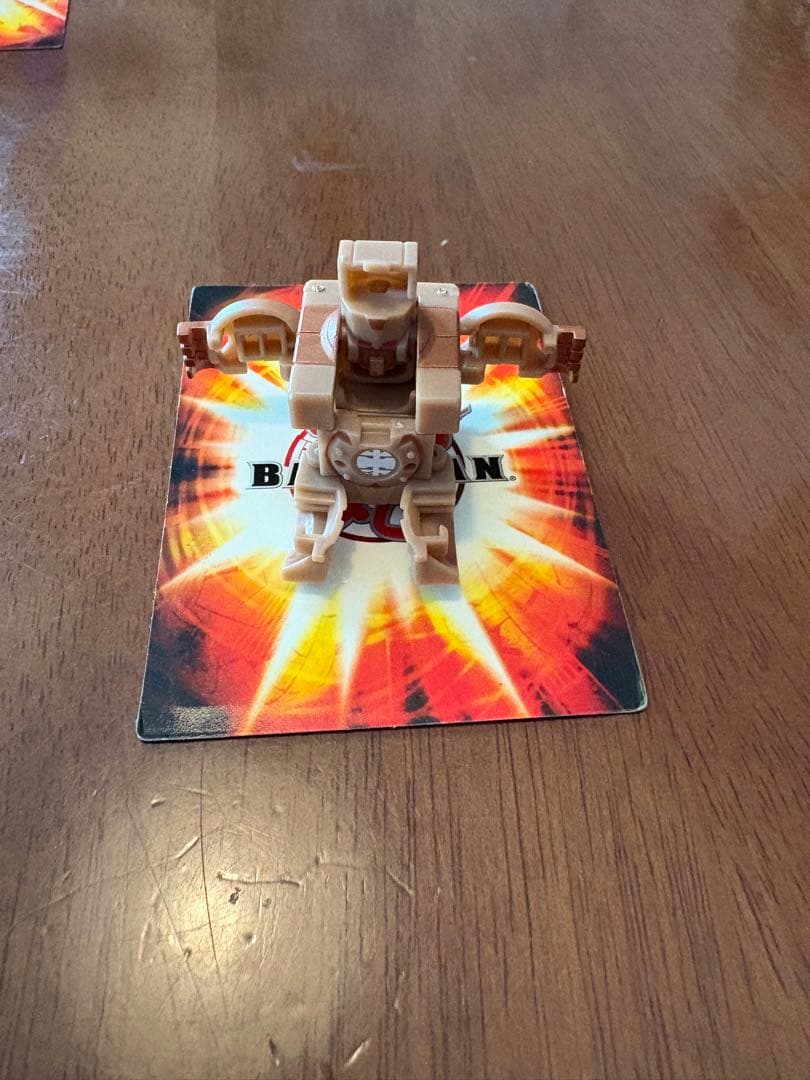 爆丸まとめ売り　ケース付き　ステージ付き　カード付き