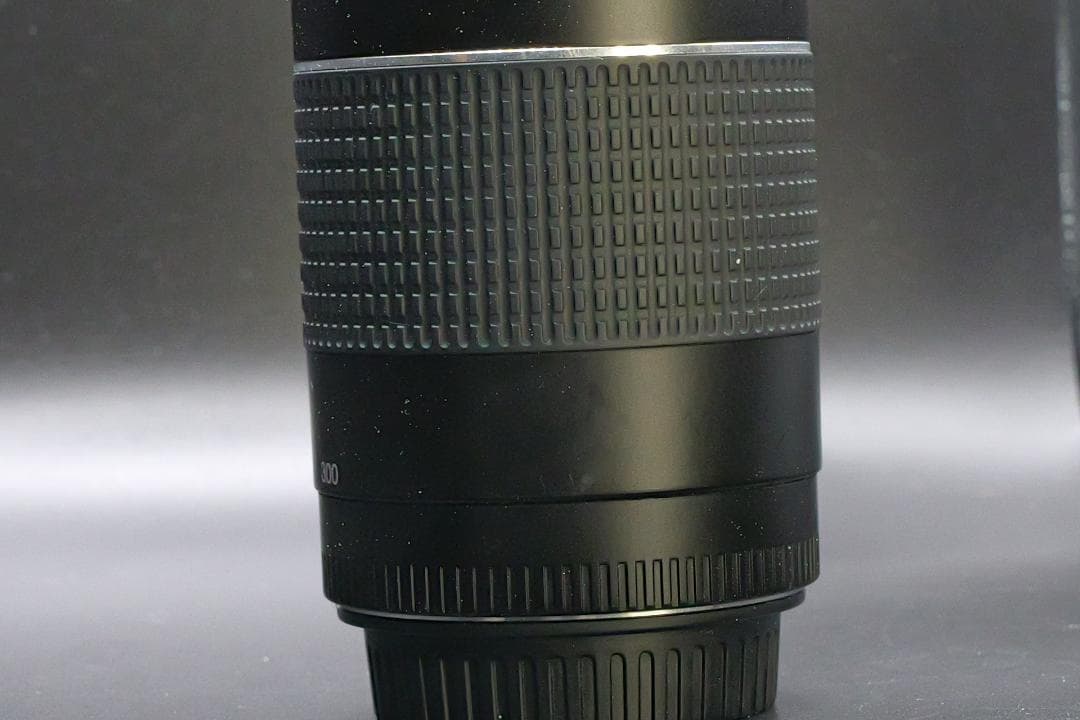【美品】望遠レンズ Canon EF 75-300mm F4-5.6 Ⅲ　USM
