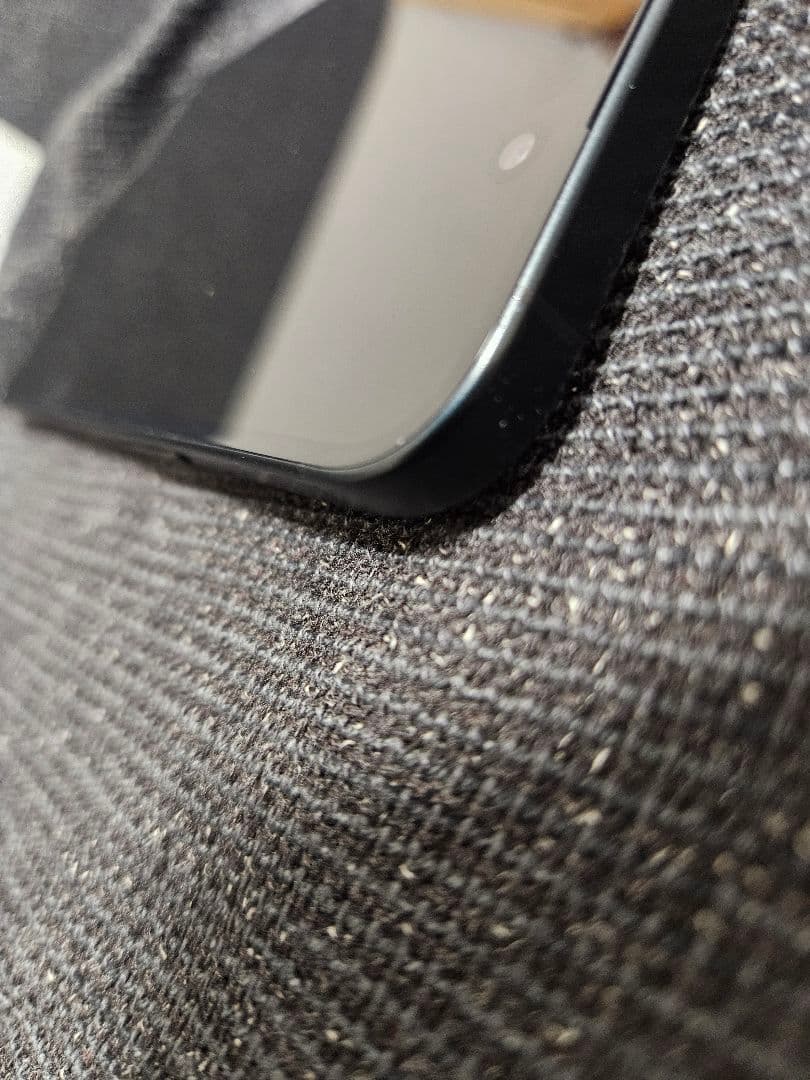 iPhone 16 128GB ブラック 本体 バッテリー容量100%