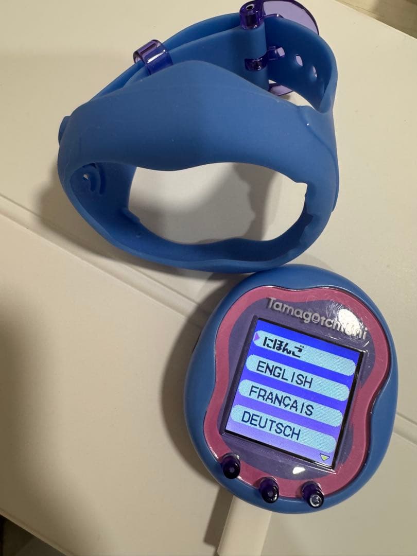 Tamagotchi Uni 腕時計型おもちゃ