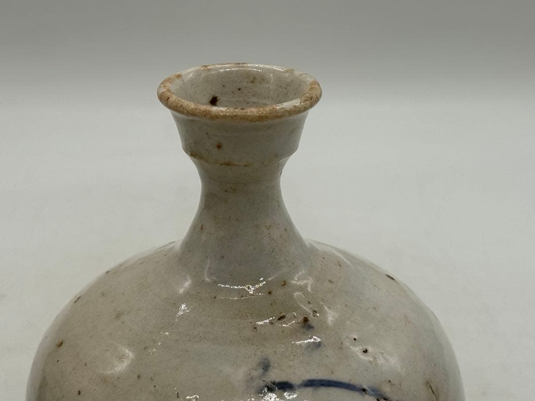 李朝　白磁に呉須紋　徳利形瓶① 高さ約11.8cm アンティーク送料込み0107