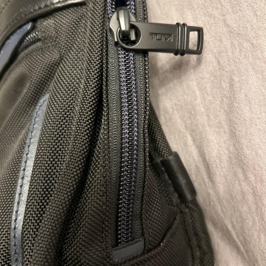 TUMI ビジネスバッグ 黒