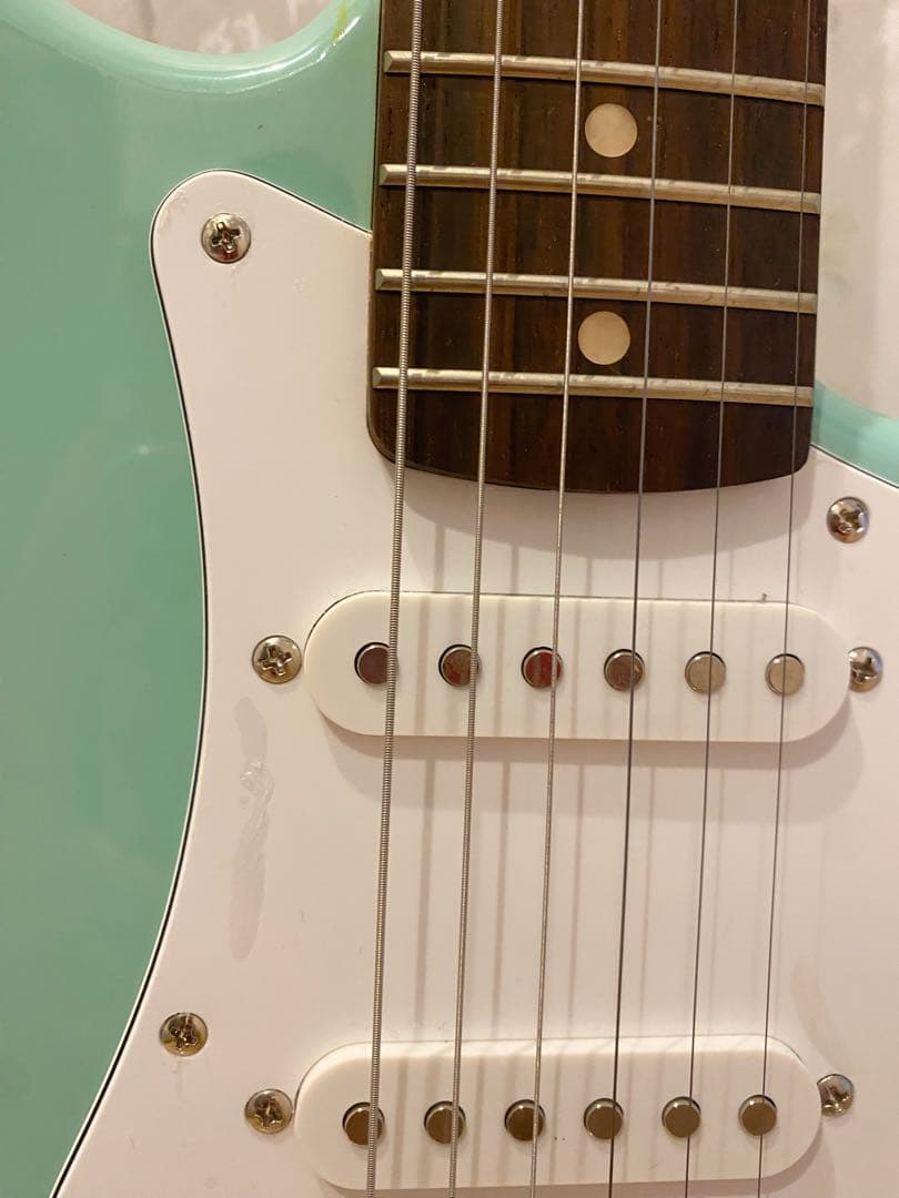 Squier Affinity Stratocaster エレキギター