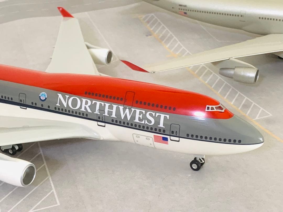 ホーガン製１／２００ＮＷＡ／Ｂ７４７－４００新旧塗装２機セットプラ樹脂製完成品