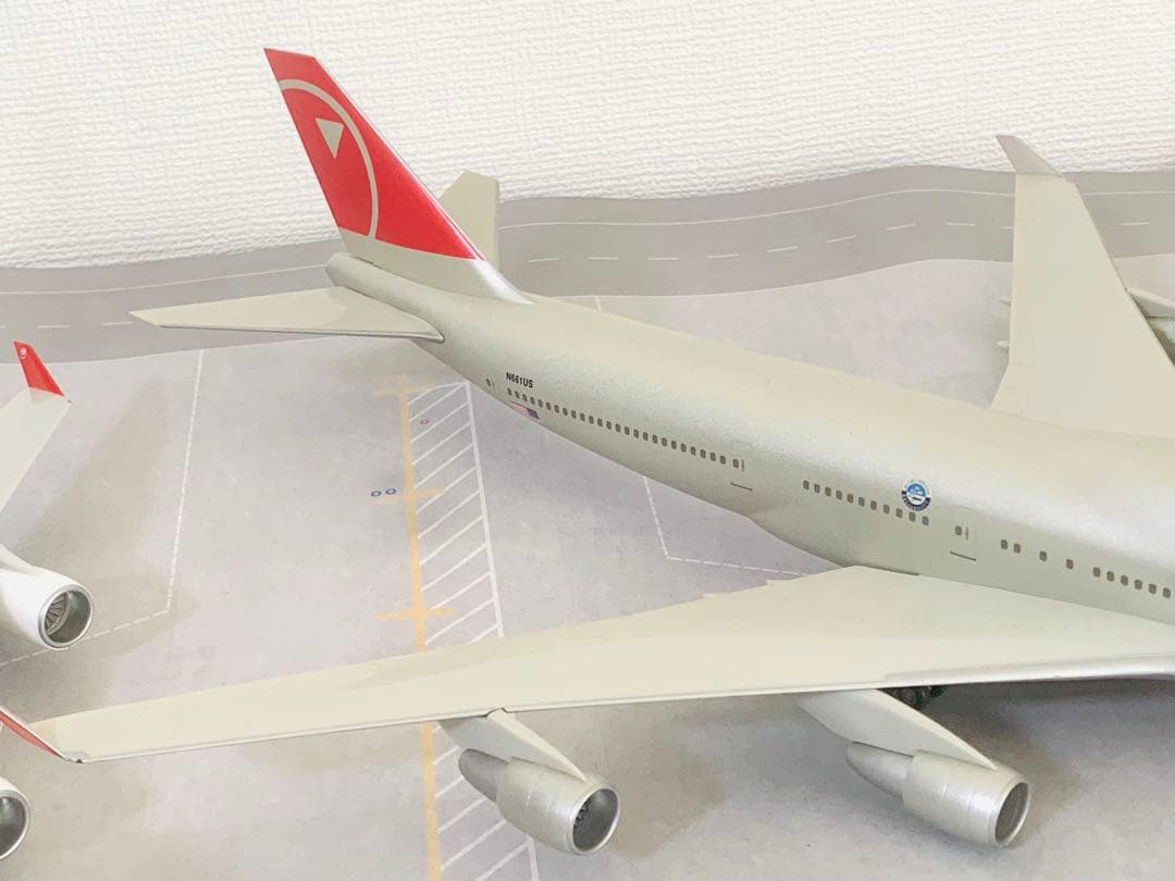 ホーガン製１／２００ＮＷＡ／Ｂ７４７－４００新旧塗装２機セットプラ樹脂製完成品
