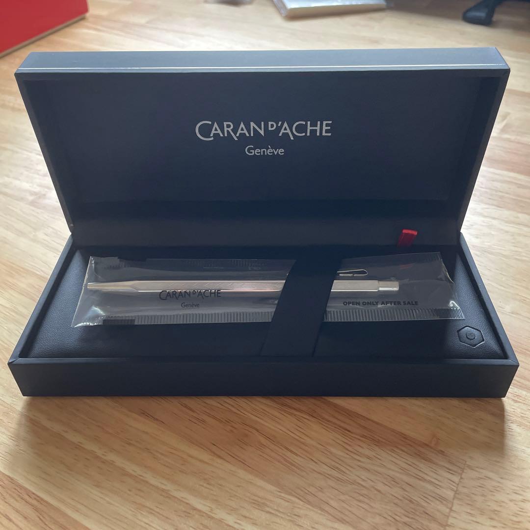 エクリドール　シェブロン　カランダッシュ　ボールペン ロゴ入り