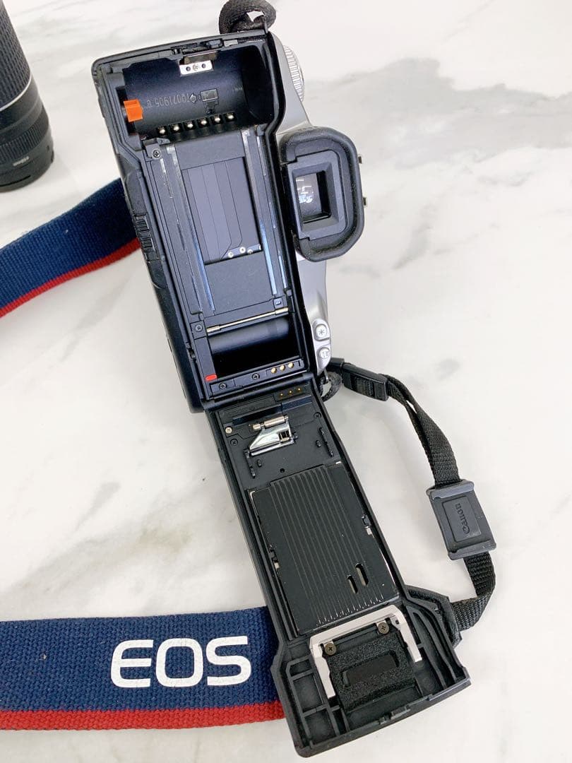 ＃Canon EOS Kiss III Kit フィルム一眼レフカメラ　レンズ