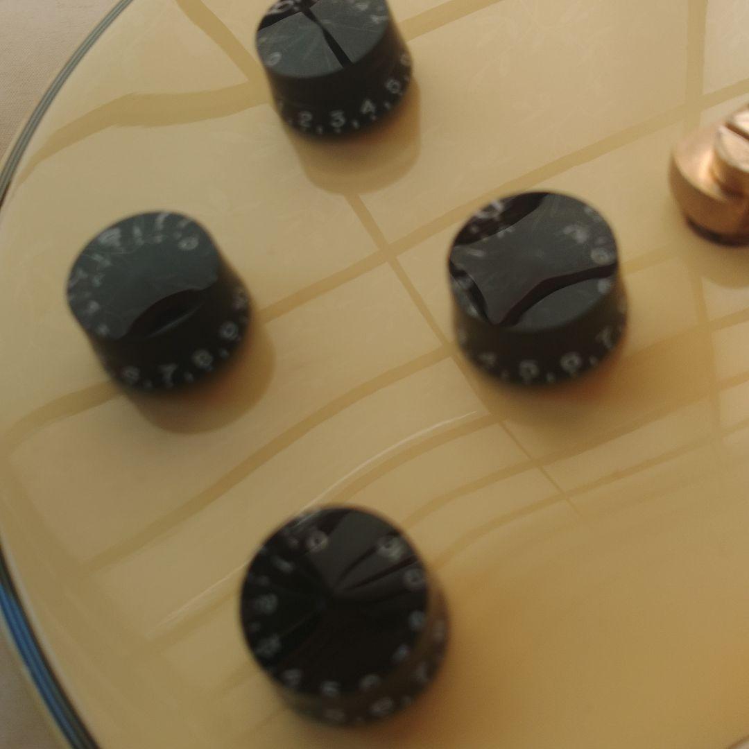 BUSKERsレスポールカスタムタイプ　カラークリーム