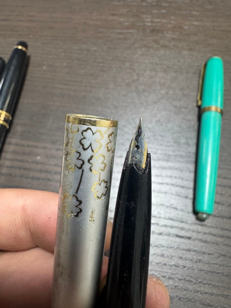 万年筆　ボールペン　まとめて