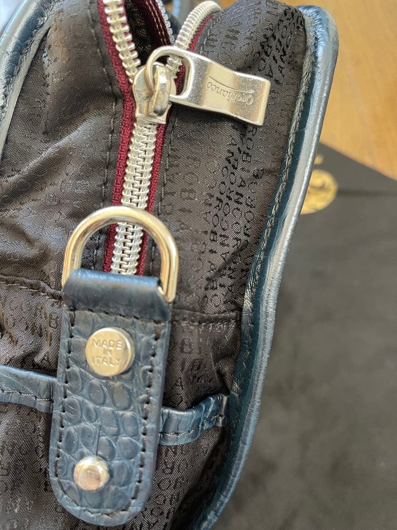 オロビアンコイタリア製 クロコ型押し ビジネスバッグ