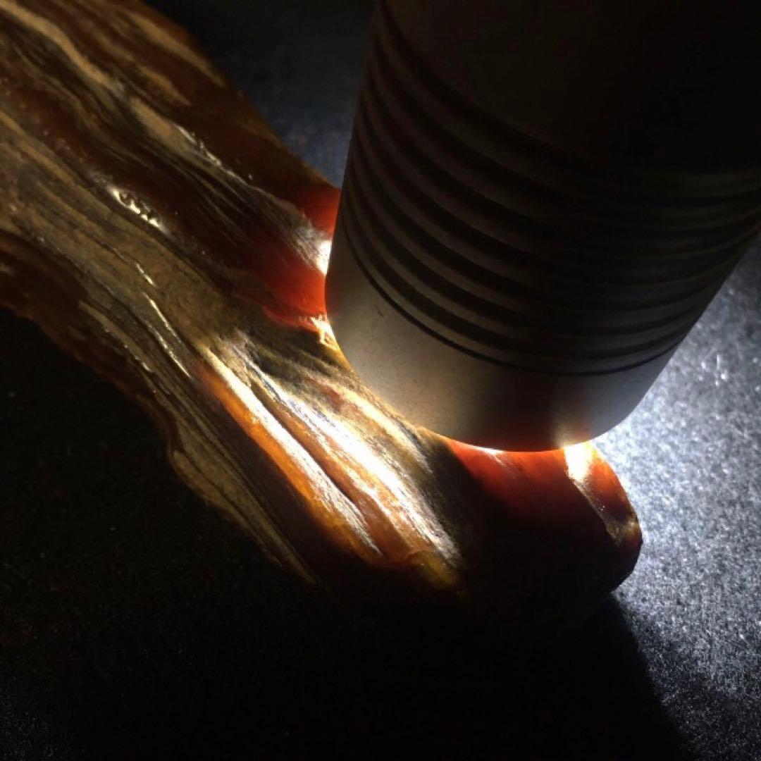 極上 岩手県産 宝石レベルのハイグレード珪化木 鑑賞石 国産鉱物 瑪瑙 化石