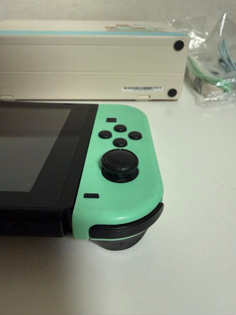中古 あつまれどうぶつの森 Nintendo Switch 本体