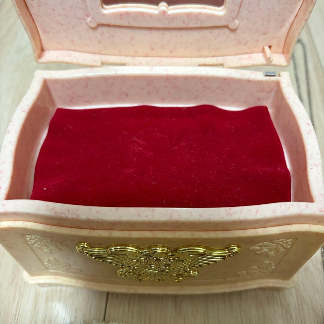 レディリン　オルゴール　ネックレス　ブローチ