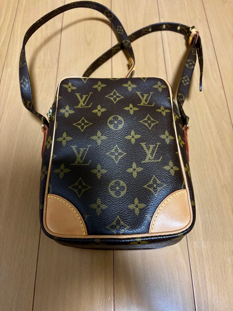 Louis Vuitton ルイヴィトン アマゾンショルダーバッグ