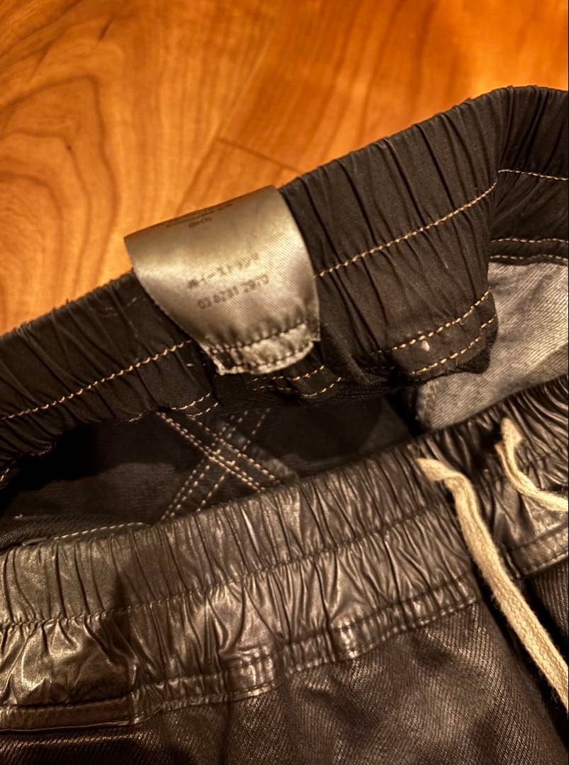 希少 RICK OWENS BAUHAUS POD BLACK WAX 48